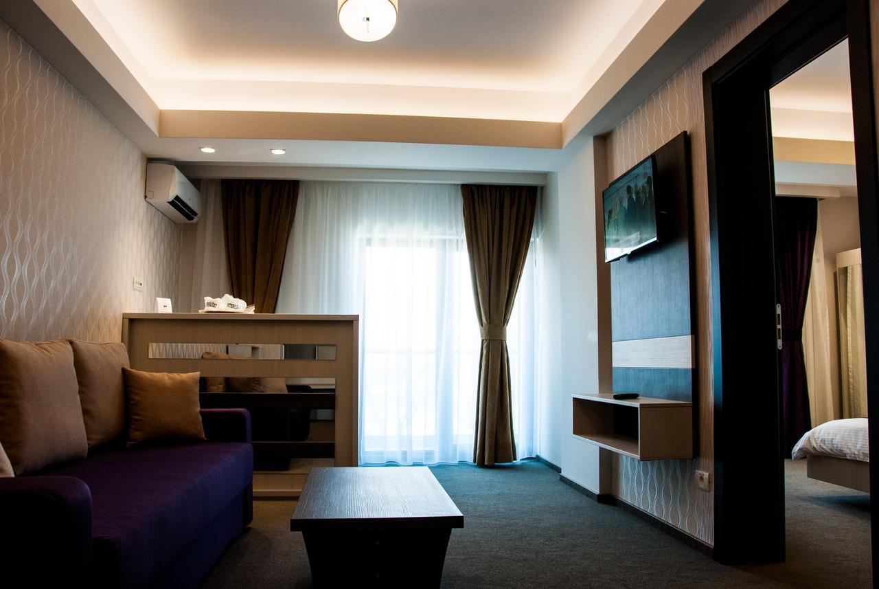 Milano Blue Mamaia Ξενοδοχείο Εξωτερικό φωτογραφία
