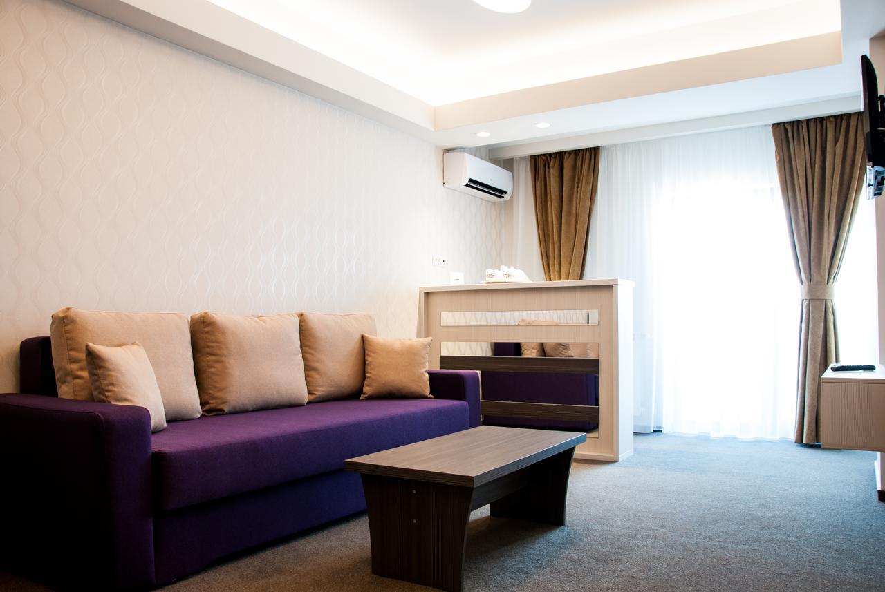 Milano Blue Mamaia Ξενοδοχείο Εξωτερικό φωτογραφία
